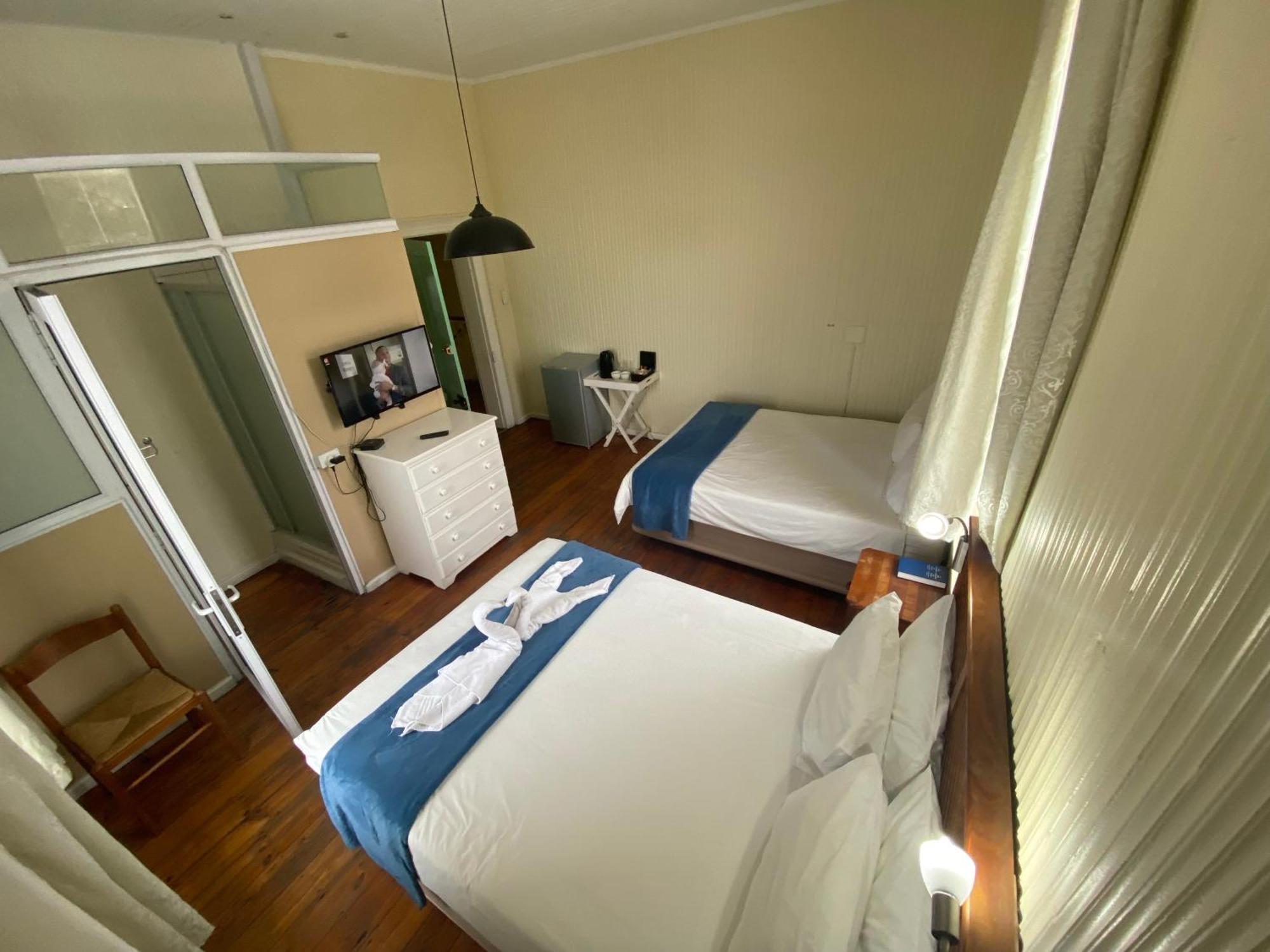 Green Door Guesthouse Mosselbaai Kamer foto