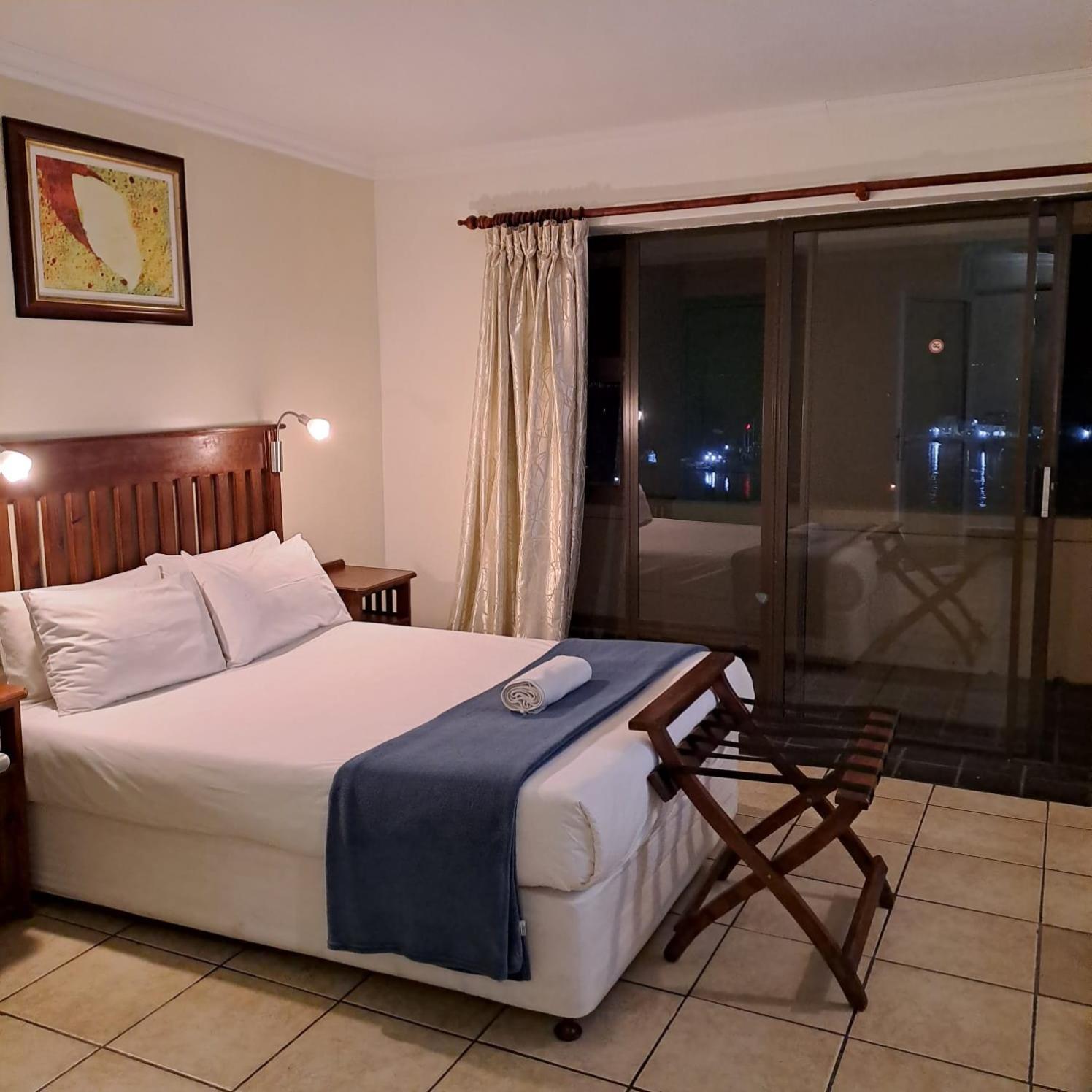 Green Door Guesthouse Mosselbaai Kamer foto