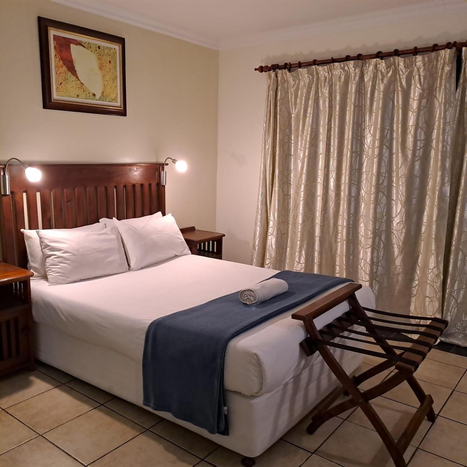 Green Door Guesthouse Mosselbaai Kamer foto